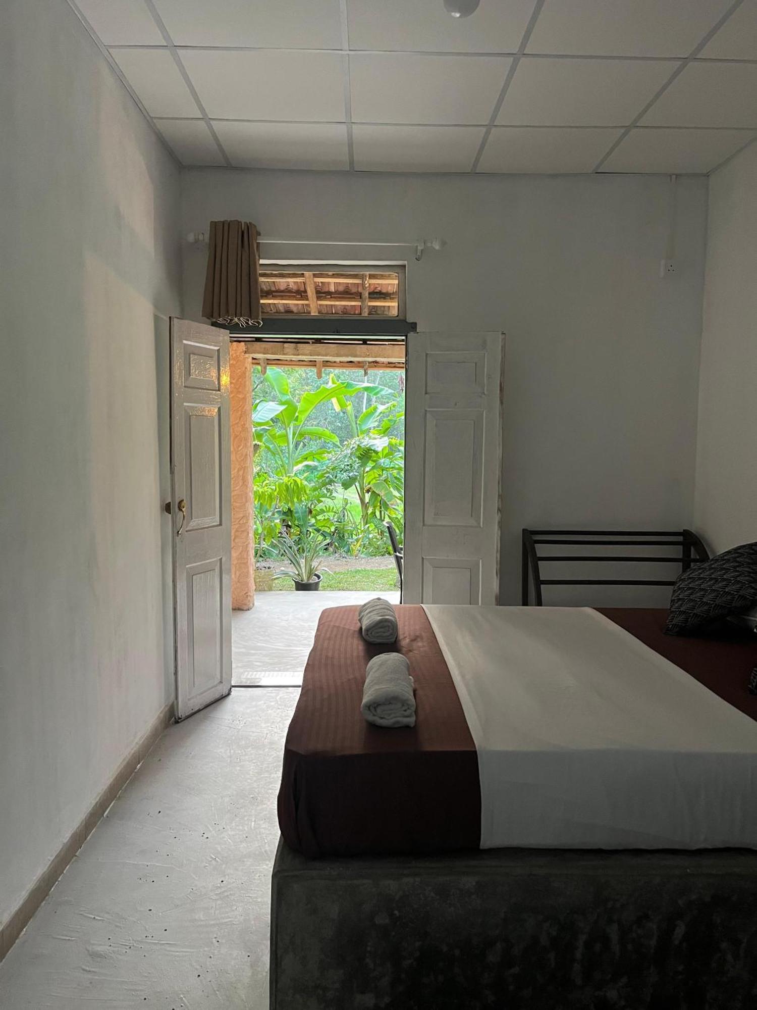 Landhuis Scenery Vibes -
